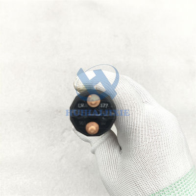 Fuel Injector 6755-11-3100 Diesel Injectors 6755113100 For Excavator WA380-8 WA200-7 PC200-10