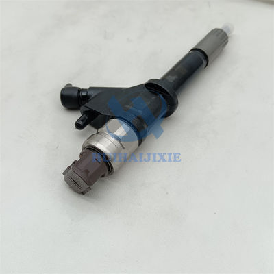 Diesel Engine Parts Fuel Injector VG1038080007 095000-8871 Injectors