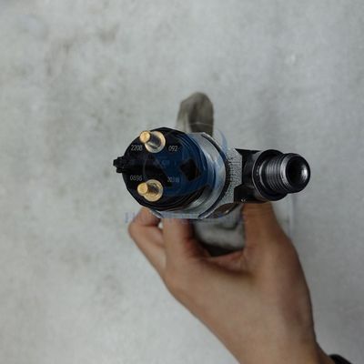 Common Rail Diesel Engine Fuel Injector 0445120092 for Bosch Cummins Injector